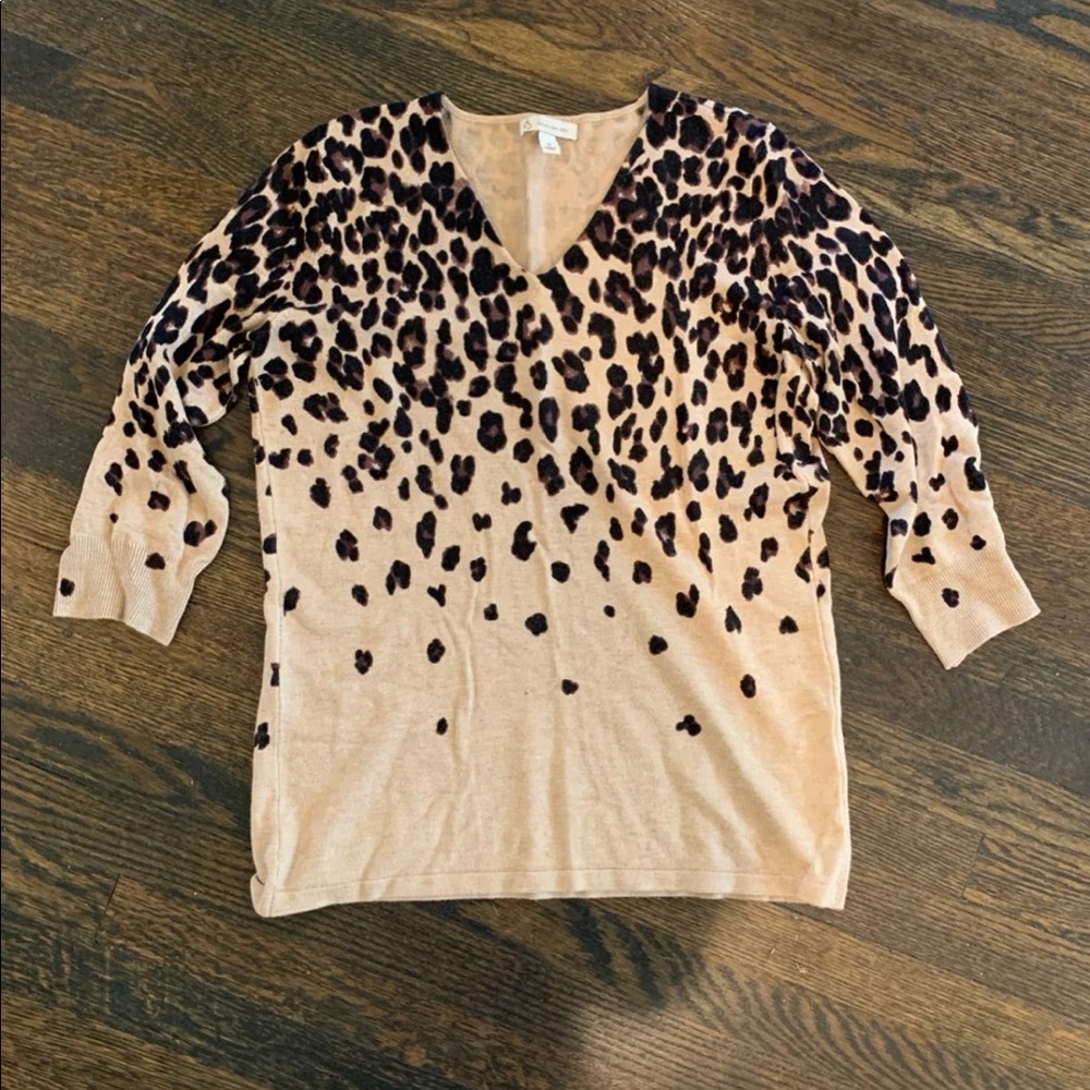✨Dress Barn Leopard Print Sweater v neck